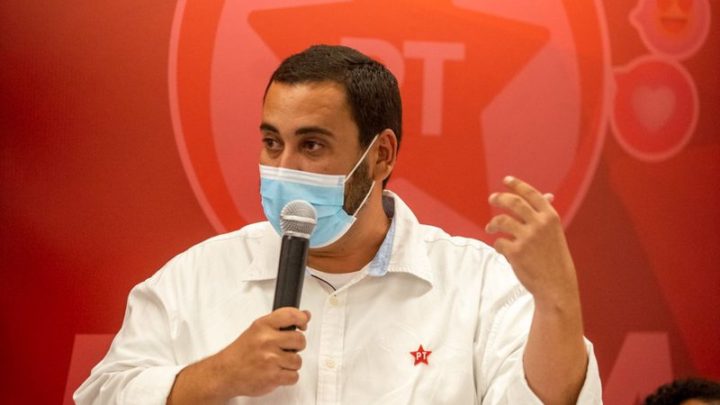 Presidente do PT faz provocação após troca de Leão por Cacá na chapa de ACM Neto