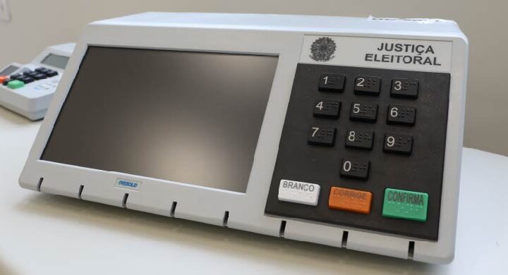 STF reafirma inconstitucionalidade do voto impresso e especialistas alertam para riscos institucionais