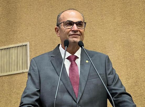 Deputado Hassan ressalta a importância do repórter fotográfico